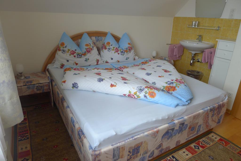 Ferienwohnung Kusternik Velden am Wörthersee Room photo